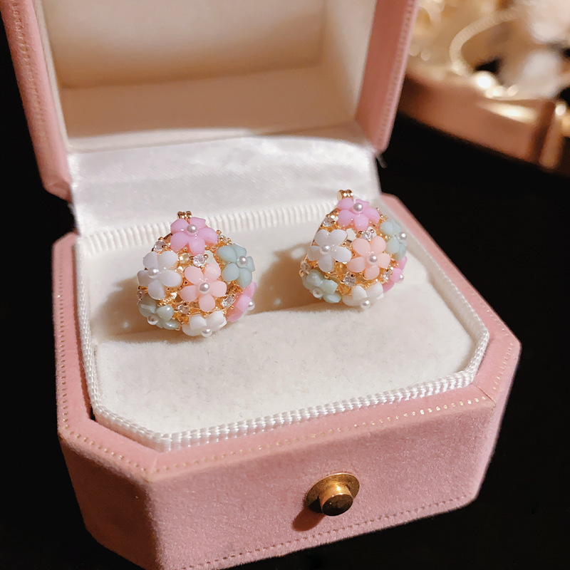 Fashionable Zircon Pearl Flowe - Wedding Hampers recension och pris