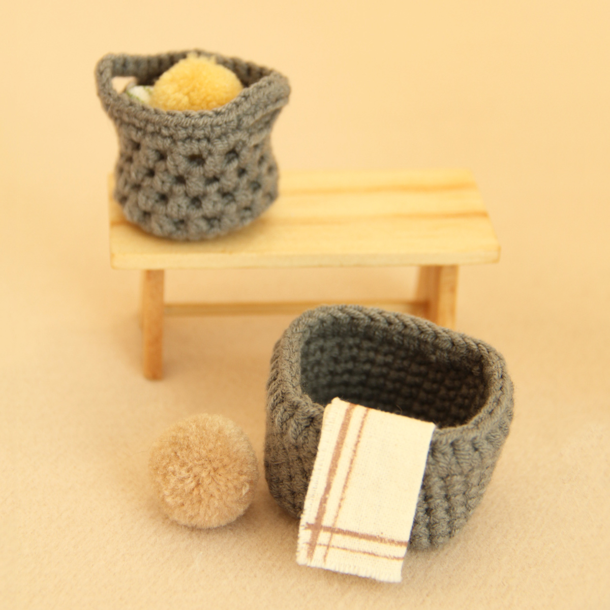 1:12 Miniature Handmade Croche - Wedding Hampers recension och pris